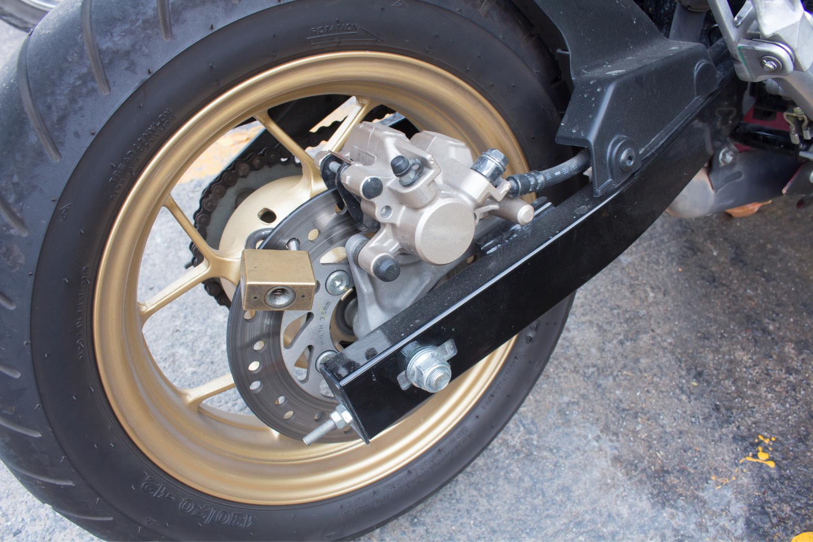 Melhores Travas e Cadeados para Moto: 9 Ótimas Opções